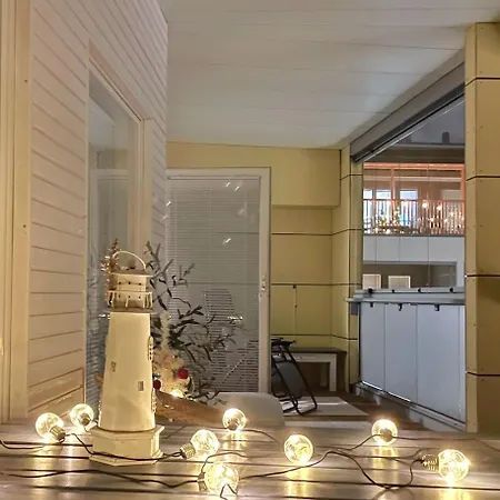 Kattohuoneisto Sinulle, Hallipaikka Autolle 公寓 *