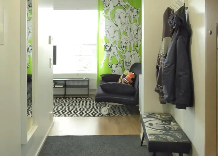 Apartment Kattohuoneisto Sinulle, Hallipaikka Autolle